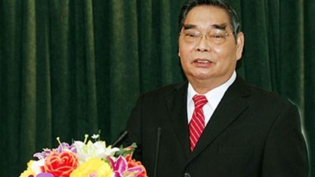 ຜູ້ປະຈຳການຄະນະເລຂາ ເລຮົ່ງແອງ ເຮັດວຽກຢູ່ ກາເມົາ